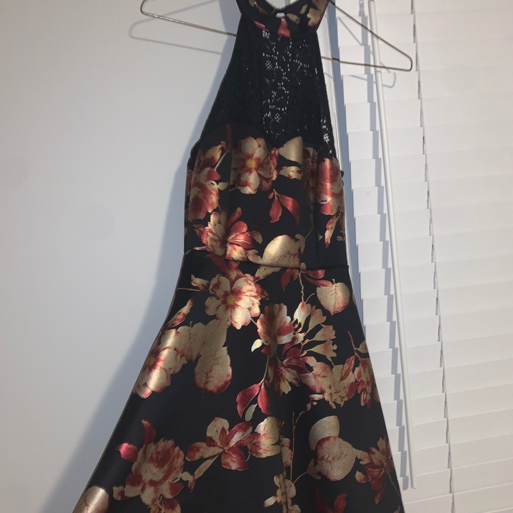 NEVER WORN boutique dress